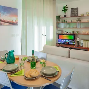 https://serena.hotelitalianriviera.com